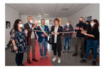 Inaugurazione fire di sdazz 2021- il taglio de nastro<br>