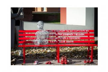 La panchina rossa di Baricella